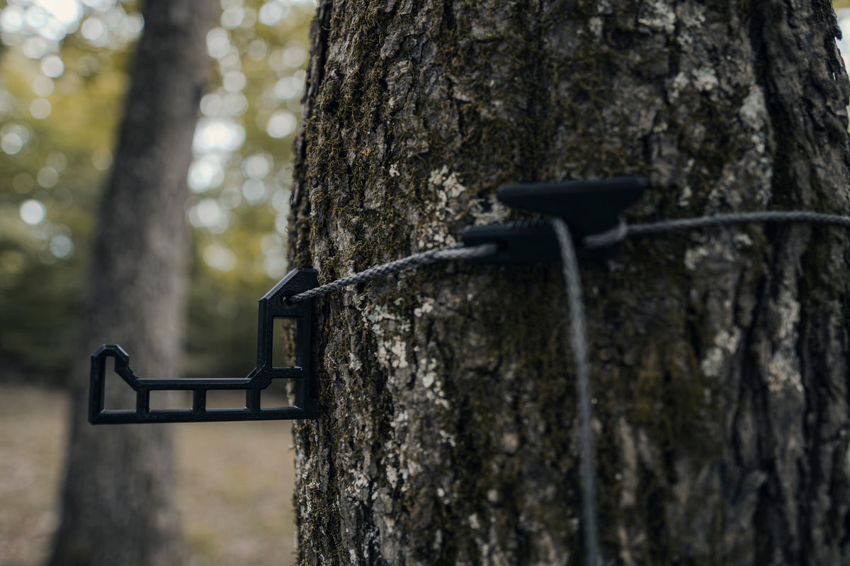 Wayward Wire | Pocket Bow Hanger
